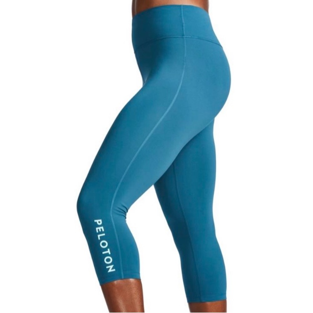 Peloton Essential Capri Leggings NWT